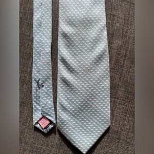 Vineyard Vines Light Blue Whale Pattern Tie